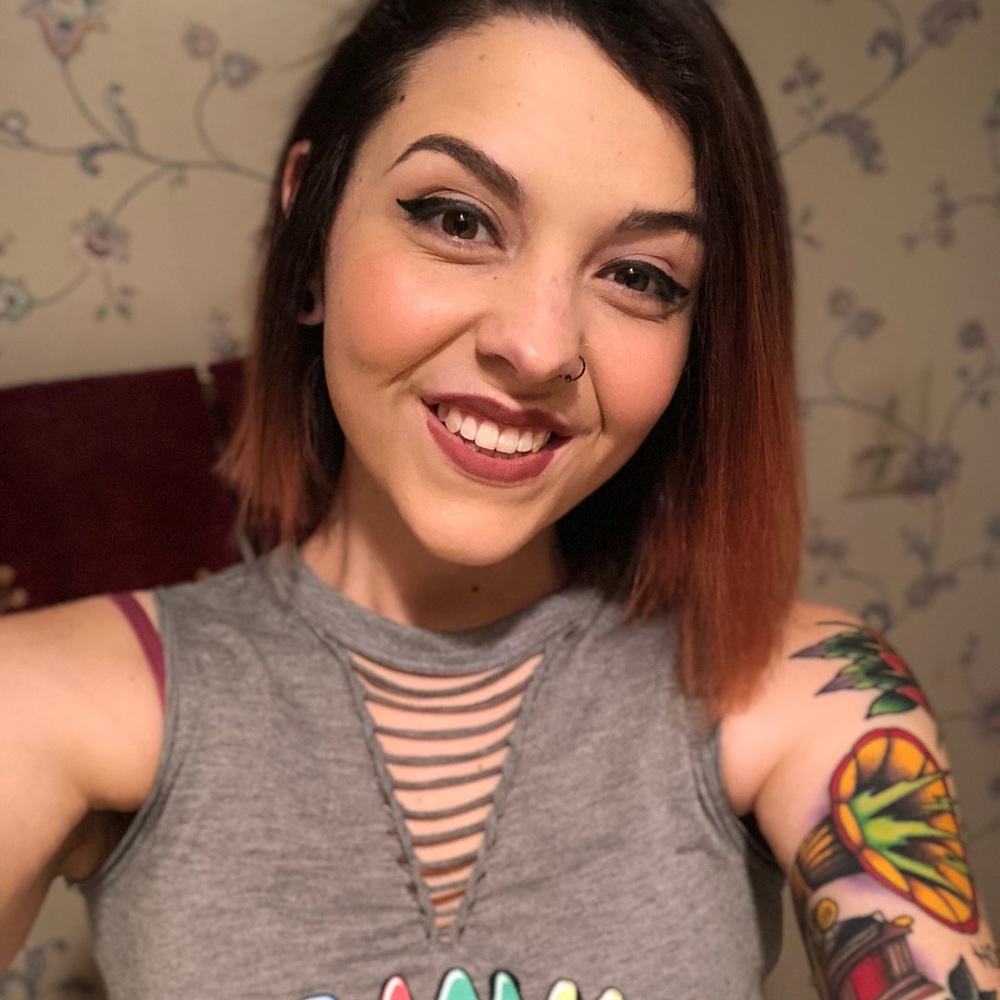 Meet your Posher, Corinne